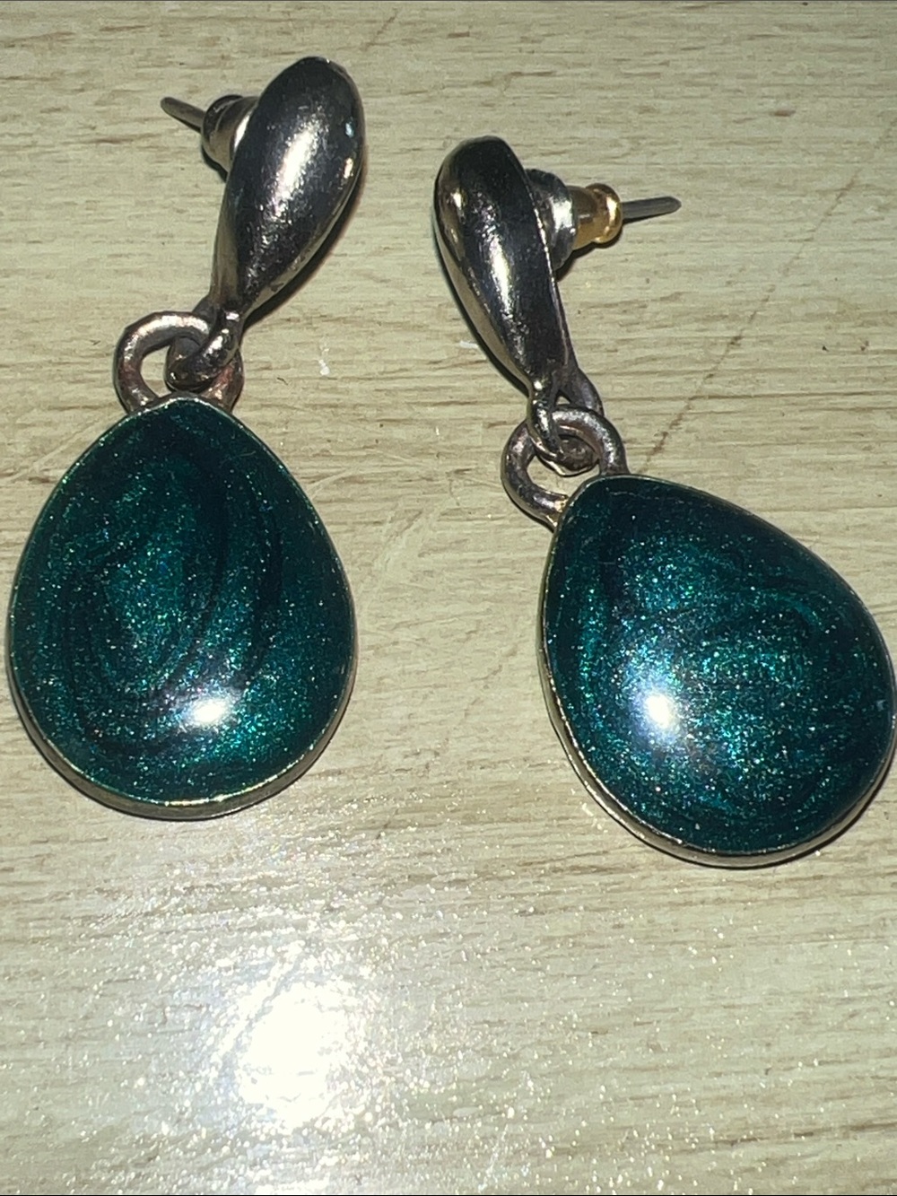 Malachite and silver Dangle Earrings emerald green, vintage